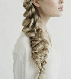 aelin; | @mawrauders Side Braid Hairstyles, Braided Hair Tutorial, Hair Blond, Fishtail Braid, Wedding Hair Inspiration, Beautiful Braids, Catherine Deneuve, Side Braid