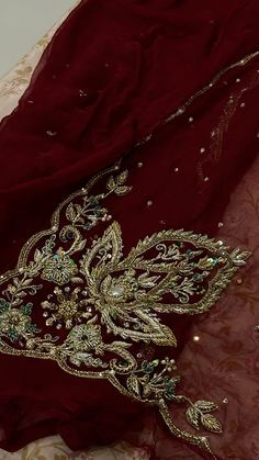 #embroidery #clothing Duppata Work Design, After Wedding Outfit, 3 Piece Suit Women, Dairy Milk Chocolate Snap, Chocolate Snap, Handwork Design, Panjabi Suit, Pakistani Wear