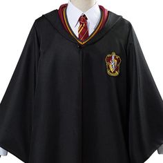 a harry potter robe is shown on a mannequin