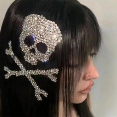 Skull Hair Clip, Y2k Hair Accessories, Jewelry Korean, Accessories Goth, Rhinestone Skull, Harajuku Aesthetic, Y2k Hair, Black Hair Color, Emo Hair