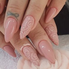 Floral Valentines Nails, Nagel Design, Rose Nail Art, Trendy Nail Art Designs, Nail Art Ombre, Pretty Nail Art Designs, Rose Nails, Pretty Nail Art, Nail Art Hacks