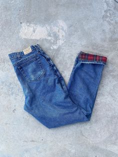 Vintage 1970s LL Bean Flannel Lined Jeans - Size 36W x 34L - Great vintage condition - Vintage distressing on leg openings - Message for more information Please take note of the measurements listed as these are vintage clothes and may fit different than the tag size. Follow our page for more vintage clothing drops! Connect with us on Instagram: @recurarchives 90s Style Denim Winter Bottoms, 90s Denim Bottoms For Winter, 90s Winter Denim Bottoms, Retro Denim Bottoms For Winter, Retro Winter Denim Bottoms, Vintage Straight Leg Winter Jeans, Vintage Straight Leg Jeans For Winter, Plaid Straight Leg Jeans For Fall, 90s Pants Jeans