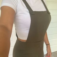 Super Cute Olive Green Romeo And Juliet Jumpsuit. Fits A Small.Flexible. Never Worn. Zipper On The Side And Front Has Buttons To Unsnap. Casual Fitted Jumpsuits And Rompers With Suspenders, Chic Fitted Overalls, Fitted Sleeveless Jumpsuits And Rompers With Suspenders, Fitted Casual Jumpsuits And Rompers With Suspenders, Chic Fitted Jumpsuits And Rompers With Bib Front, Fitted Green Overalls For Spring, Fitted Overalls With Pockets, Fitted Solid Overalls With Pockets, Fitted Overalls With Suspenders For Work