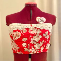 Red/Orange Floral Rube Top By Kendall & Kylie. Never Worn. * Great Condition * Pet Friendly Home * No Smoking * Camisole & Jeans Not Included Floral Tube Top, Kendall Kylie, Kendall + Kylie, Tube Top, Halter Top, Pet Friendly, Floral Tops, Womens Tops, Pet