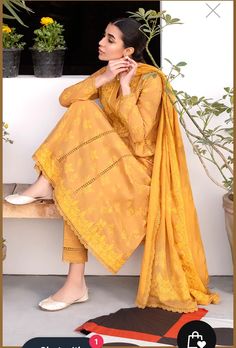 Lawn Collection 2023, Pakistani Women Dresses, Indian Kurti Designs, Fashion Dresses Formal, Dress Design Patterns, Beautiful Dress Designs, Bridal Dress Design, Stylish Party Dresses, Boutique Dress Designs