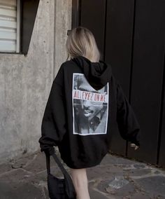 Amor Hoodie, Tupac Wallpaper, Hair Milk, Light Blonde Hair, Casual Outfit Inspiration, Anime Wolf, Light Blonde, Art Fashion, Character Inspiration