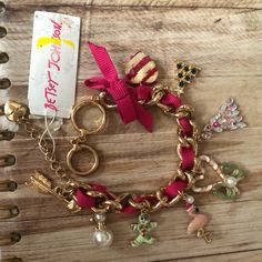 Gorgeous Nwt Betsey Johnson Christmas Charm Bracelet. Beautiful, Rare & Htf. Stunning Piece! Pink Christmas Party Jewelry, Adjustable Pink Holiday Jewelry, Adjustable Pink Jewelry For Holiday, Pink Adjustable Christmas Jewelry, Christmas Charms, Betsey Johnson Jewelry, Womens Jewelry Bracelets, Pink Gold, Betsey Johnson