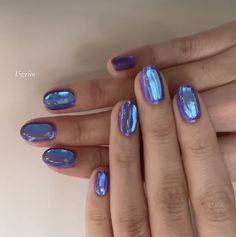 Brazilian Nuts, Nail Art Paint, Nail Design Glitter, Day In My Life, Soft Nails, Blue Nail, Cat Eye Nails, Top Nail, Minimalist Nails