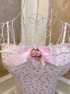 ❤︎Lovely pink flower camisole❤︎ Princess Closet, Pink Flower, Suspenders, Christmas List, Pink Flowers, Cute Outfits, Crop Tops, Pink, Christmas