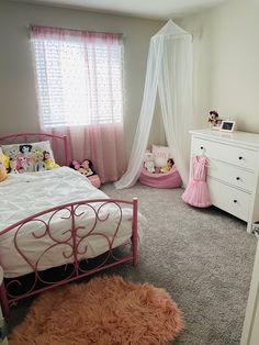 Girls Rooms Ideas, Barbie Bedroom Ideas, Toddler Bedroom Makeover, Minnie Mouse Bedroom Decor, Chill Apartment Vibes, Fall House Decor, Magnolia Bedroom, Chill Apartment, Neutral Halloween Decor