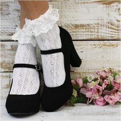 French style socks lace for heels White Frilly Socks, Crochet Sock, Lace Ankle Socks, Knit Boot Socks, Knit Boot, Frilly Socks, Classic Style Outfits, Sock Outfits, 70s Outfits