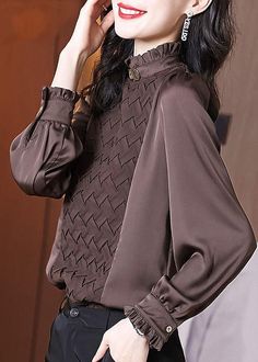 Brown Fall Office Blouse, Spring Office Blouse In Brown, Spring Brown Office Blouse, Spring Office Brown Blouse, Brown Ruffled Blouse For Work, Brown Ruffled Blouse For Fall, Chic Brown Ruffled Blouse, Elegant Brown Long Sleeve Tops, Elegant Long Sleeve Brown Top