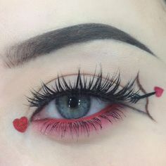 valentine's day look Makeup Zombie, Halloween Make-up Looks, Make Up Designs, Valentines Day Makeup, Valentines Makeup, Eye Makeup Designs, Makijaż Smokey Eye, Makeup Eye Looks, Creative Eye Makeup