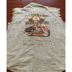 Brand: Biker Wear Color: Blue Size: Men’s Xl Condition: Gently Used - Good Please Note: Color May Vary Slightly Due To Screen And Lighting. All Items, Unless Marked Nwt, Are Gently Used And May Have Signs Of Wear. Vintage Items Are 20-40 Years Old!!! We Try To Call Out Any Flaws/Imperfections In The Description. Please View All Photos For Condition And Feel Free To Message Me For More Pictures Or Measurements. Please Wash All Items Prior To Wear. Want This Piece For A Lower Price? Then, Shop My Casual Cotton Shirt For Biker Events, Cotton Biker Shirt For Biker Events, Biker Wear, Bike Rally, Denim Shirt, Casual Shirts For Men, 40 Years, Milwaukee, Casual Button Down Shirts