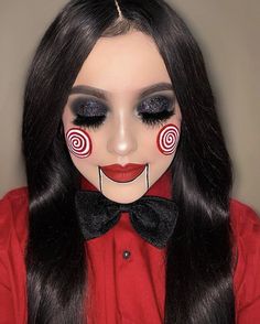 Holloween Costume Ideas For Plus Size, Saw Makeup Jigsaw, Holween Ideas, Iconic Halloween Costumes Brunette, Brunette Halloween Costume, Saw Makeup, Jigsaw Makeup, Costumes For Brunettes, Non Basic Halloween Costumes