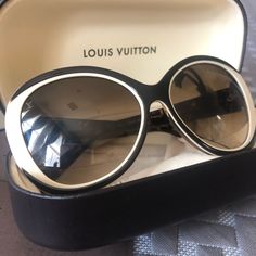 Two Colored Brown And White Louis Vuitton Sunglasses White Louis Vuitton, Cross Shoulder Bags, Louis Vuitton Sunglasses, Uv Sunglasses, Louis Vuitton Accessories, Easy Rider, Crossbody Wallet, Chanel Boy, Vintage Chanel