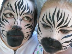 Zebra Face Paint, Zebra Makeup, Cool Face Paint, Animal Face Paintings, Zebra Face, Girl Face Painting, Animal Makeup, Zebra Art, Face Paints