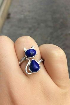 Lovers Gift Ideas, Silver Cat Ring, Ring Cat, Fashion Rings Silver, Gold Anniversary Rings, Flower Engagement Ring, Cat Ring, Silver Cat, Lapis Lazuli Stone