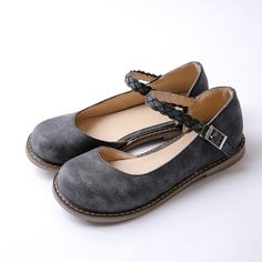 Gender: For WomenStyle: Fashion,KoreanOccasion: Casual,Party/Club,Office/CareerHeel Height: cmPlatform Height: cmSeason: Spring,Summer,Fall/Autumn,WinterPackage Contents: 1 x Shoes (Pair)Please see our size guide as below, you can choose the size according to your foot length and width. If your foot is a little wide and thick, we suggest you choose 1 size larger.Size Guide:28 = foot length 18.5-19cm (Foot width=6.5-7cm)29 = foot length 19-19.5cm (Foot width=7cm)30 = foot length 19.5-20cm (Foot w Casual Summer Mary Janes With Round Toe, Summer Mary Jane Flats With Round Toe, Summer Slip-on Mary Jane Flats, Summer Closed Toe Mary Jane Flats, Casual Summer Mary Janes With Rubber Sole, Casual Mary Janes With Rubber Sole For Summer, Summer Mary Jane Flats With Rubber Sole, Casual Flat Mary Janes For Spring, Spring Casual Mary Janes With Round Toe