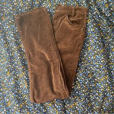 Great Condition, Very Soft, No Stains Or Damage. Bought Them Nwt And Were Only Worn Once. Levi's Corduroy Bottoms For Fall, Retro Full-length Corduroy Pants, Retro Full Length Corduroy Pants, Levi's Corduroy Bottoms For Spring, Vintage Brown Corduroy Bottoms, Vintage Fitted Winter Bottoms, Vintage Fitted Bottoms For Winter, Fitted Vintage Bottoms For Winter, Retro Corduroy Winter Bottoms