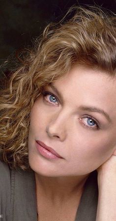 Michelle Pfeiffer Now, William Henry, Denise Richards, Michelle Pfeiffer, Sharon Stone, Actrices Hollywood, Classic Beauty, Hollywood Stars, Beautiful Eyes