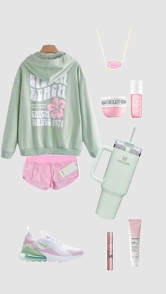 #Outfits #PreppyOutfits #Preppy #Kendrascott #Beach #Stanley #BUMBUM #SOLDEJANIRO #LULU #NIKE #SKINCARE💝 Slay Outfits, Looks Party, Estilo Preppy