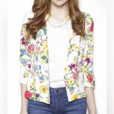 Under Skies Floral Blazer Jacket Size Small Trendy Multicolor Spring Outerwear, Casual Floral Print Blazer, Casual Long Sleeve Floral Print Blazer, Multicolor Casual Spring Blazer, Trendy White Floral Print Outerwear, Fitted Floral Print Spring Outerwear, Fitted Floral Print Outerwear For Spring, Spring Multicolor Floral Print Outerwear, Multicolor Floral Print Outerwear For Spring