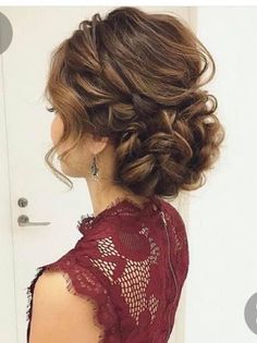 Wedding Hairstyles Updo Messy, Bride Hairstyles Updo, Bridal Hair Up, Sanggul Modern, Prom Hair Updo, Wedding Hairstyles Updo