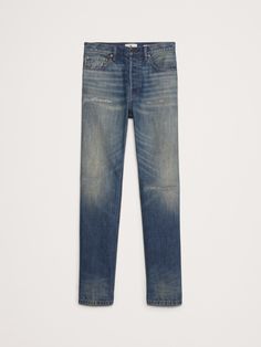 These sturdy straight-leg jeans are cut from artisanal selvedge denim in a 14oz.  weight, beloved for its rugged appeal and rich, dimensional washes that only improve with every wear.  Non-Stretch Straight Fit: Mid-rise.  Slim through the thigh, straight leg.  17" leg opening.  Denim from Italy's Candiani mill.  Button fly.  Belt loops.  Five-pocket styling.  *Inseam is 34" cuffed, 36" uncuffed.  *This style runs large.  Consider sizing down.  Straight Fit: Mid-rise.  Slim through the thigh.  St Rugged Jeans In Rigid Denim, Rugged Five-pocket Rigid Denim Jeans, Rugged Five-pocket Jeans In Rigid Denim, Rugged Selvedge Jeans In Rigid Denim, Rugged Selvedge Rigid Denim Jeans, Rugged Selvedge Straight Leg Jeans, Older Mens Fashion, Jean Vintage, Selvedge Denim