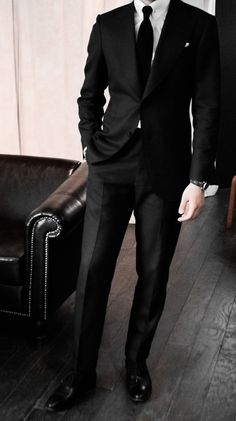 Man With Blazer, Guy In Tuxedo Aesthetic, Suit Aethstetic, Mens In Suits Aesthetic, Aesthetic Mafia Man, Black Tie Aesthetic Men, Formal Black Suit Men, Man In Black Suit Aesthetic, Suit Man Aesthetic