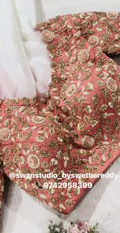 Bridal Heavy Maggam Work Blouses Latest, Simple Maggam Blouse Designs, Maggam Blouse Designs, Thread Embroidery Designs, Embroidery Designs For Blouses, Marriage Blouses, Onam 2024, Dabka Work