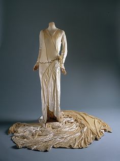 Madeleine Vionnet. Wedding Ensemble. 1929. Madeleine Vionnet, Fashion Institute, French Fashion Designers, 1920s Fashion, Christian Lacroix