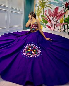 Navaratri Outfits , Chaniya choli, Traditional wear Navratri Choli Designs, Navratri Chaniya Choli Latest 2024, Navaratri Outfits, Dhoti Dresses For Women, Fancy Dress Patterns, Garba Chaniya Choli, Navaratri Chaniya Choli, Latest Traditional Dresses