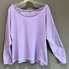 Nwot Suzy D Lavender 100% Cotton Os Long Sleeve Top Measurements: Breast: 23.5 Length: 23.5 Sleeve: 25.5 Spring Heather Cotton Tops, Spring Cotton Heather Tops, Spring Purple Tops For Loungewear, Casual Lavender Loungewear Tops, Lavender Relaxed Fit Tops For Spring, Lavender Long Sleeve Cotton Top, Lavender Relaxed Fit Tops For Loungewear, Lavender Long Sleeve Casual Top, Casual Lavender Long Sleeve Top