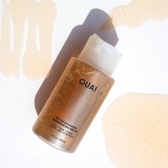 This Clarifying Shampoo Deeply Cleanses Away Dirt, Oil, And Product Buildup With Detoxifying Apple Cider Vinegar And Hair-Strengthening Keratin. Brand New Bottle Used Once, But Wasn’t For Me! Smells Amazing! Ouai Shampoo, Shampoo Detox, Skin Packaging, Ouai Hair, Hair Detox, Cosmetics Design, Detox Shampoo, Shampoo Reviews, Hair Balm