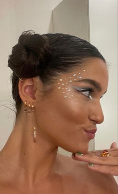 Carnaval Make-up, Festival Make Up, Festival Makeup Glitter, Fest Temaer, Carnival Makeup