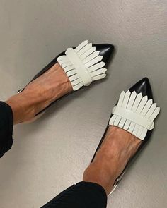 Size: 35,36,37,38,39,40,41,42,43;Style:Casual,ChicType:Slip-OnMaterial:PUPattern Type:ColorblockOccasion:DailyToe:Point ToeHeel Height:FlatPackage Include:1*Flats Women Flats, Chic Type, Buckled Heels, Pointed Toe Heels, Pointed Toe Flats, Sling Back, Artificial Leather, Designer Heels, Black Flats