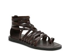 Mercanti Fiorentini-6194 Sandal Stand out from the crowd with the 6164 gladiator sandal from Mercanti Fiorentini. This leather pair features a strappy construction that will complement all your warm weather looks. Sandals Strappy, Short Men Fashion, Stand Out From The Crowd, Tie Knots, Sandal Fashion, Mens Sandals, Gladiator Sandals, Warm Weather, Leather Sandals