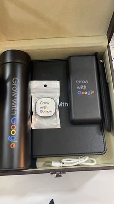 Grow With Google Standard Corporate Gift-Box Branded Corporate Gifts, Company Promotional Items, Corporate Gift Ideas For Clients, Corporate Promotional Items, Corporative Events, Promotional Items Marketing, Corporate Gifts For Employees, Company Merch, Professional Gift Ideas