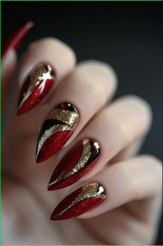 Chinese New year 2024 Vintage Nail Art, Hollywood Nails, Retro Nails, Art Deco Nails, Red Manicure, Vintage Nails