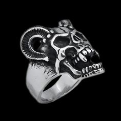 Introducing our Demon Vampire Ring, a bold and daring accessory for those who love to stand out from the crowd. Expertly crafted from high-quality stainless steel, this ring is built to last and designed to impress. With its unique and intricate design, the Demon Vampire Ring is sure to turn heads and make a lasting impression. Featuring a menacing demon and vampire design, this ring is perfect for those who appreciate gothic and occult styles. This ring is the perfect way to add some edge to yo Demon Vampire, Vampire Design, Vampire Ring, I Love You Ring, Unique Jewelry Designs, Buy 1 Get 1, Intricate Design, Bracelet Sizes, Stainless Steel