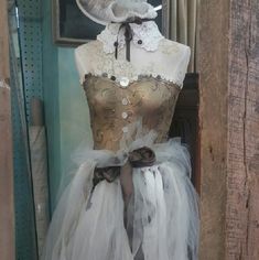 Gorgeous Standalone Tabletop Jewelry Mannequin Custom Made Shabby Chic Mannequin, Jewelry Mannequin, Mannequin Decor, Mannequin Legs, Antique Dress Form, Mannequin Art, Vintage Mannequin, Craft Booth, Antique Dress