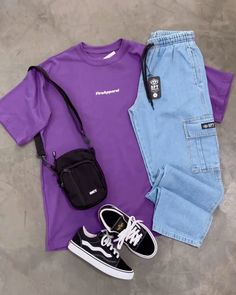 Purple And Green Outfit Men, Purple Shirt Outfit, Purple Shirt Outfits, Outfit Cowok, Street Style Outfits Men