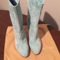 Sergio Rossi Womens Mid Calf Suede Light Blue Booties New Never Worn With Dust Cover; Heel Height Approx 4" Size 41 Designer Blue Boots With Round Toe, Elegant Blue Suede Boots, Elegant Blue Spring Boots, Sergio Rossi Shoes, Rossi Shoes, Size 11 Heels, Sergio Rossi, Dust Cover, Shoes Heels Boots