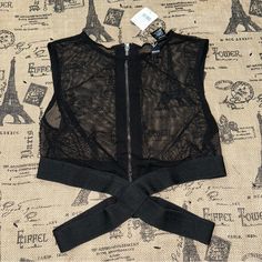 Windsor Nwt! Women's Black Mesh Sleeveless Crew Neck Sheer Crop Top Size M Measures Approximately: Armpit 16 To 19 Inch Length 14 Inch Sparkly Crop Tops, Sheer Crop Top, Black Corset Top, Black Cropped Tank, Velvet Crop Top, Strap Crop Top, Workout Crop Top, Top Tank, Floral Crop Tops