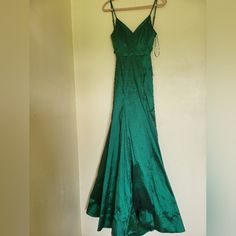 Brand New With Tags Green Sleeveless Maxi Dress For Homecoming, Green Satin Gown For Homecoming, Green Floor-length Gown For Homecoming, Spring Homecoming Satin Maxi Dress, Green Maxi Dress For Homecoming And Prom Season, Green Maxi Dress For Homecoming During Prom Season, Spring Satin Maxi Dress For Homecoming, Green Floor-length Homecoming Dress, Green Maxi Dress For Homecoming