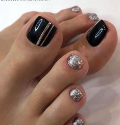 Pedicure Black Toenails, Toe Nails Designs For Summer, Toe Nail Designs For Summer, Toe Nail Ideas, Glitter Toe Nails