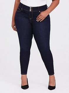 Plus Size Jegging - Super Soft Dark Wash, BESPOKE New Street Style, Active Outfits, Jeans High Waisted, My Dream Wardrobe, Sweaters Online, High Waisted Jeans, Softest Sweater, Trendy Plus Size, Colored Jeans