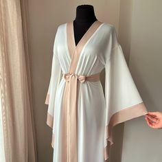 This luxurious long kimono robe is a must-have for a picture-perfect wedding day.  Crafted from premium materials and designed with a flattering and comfortable fit, this kimono-style robe is both stylish and practical. With its flowing silhouette and elegant design, it's the perfect choice for a gift. So why wait? Add the Kimono Robe to your wedding day preparations today and feel like a true queen on your special day. ✓ handmade only ✓ high quality fabric ✓ In the photos ivory color ✓ belt loo Bridal Kimono Robe, Floor Length Robe, Gown Christmas, Long Bridal Robe, Bridal Dressing Gown, Bridal Robe Lace, Bridal Nightgown, Robe Women, Bridal Kimono