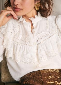 Long Sleeve Blouses, Loose Jumpsuit, 자수 디자인, Moda Vintage, Looks Vintage, White Blouse, High Neckline, White Long Sleeve, Spring Summer Fashion